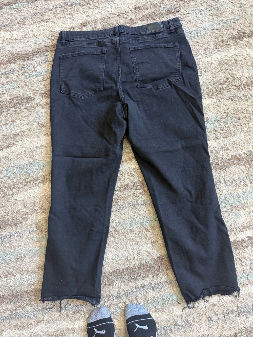 BKE Women's Black Cropped Straight Jeans
